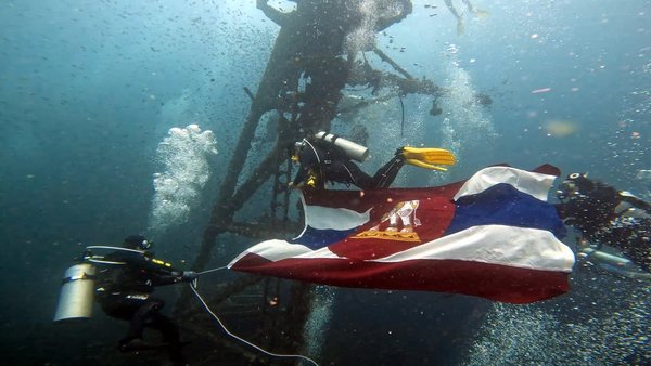 Underwater wreck structure with blue-water visibility